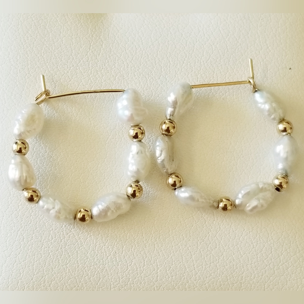 14k Gold Pearl Hoop Earrings 159$